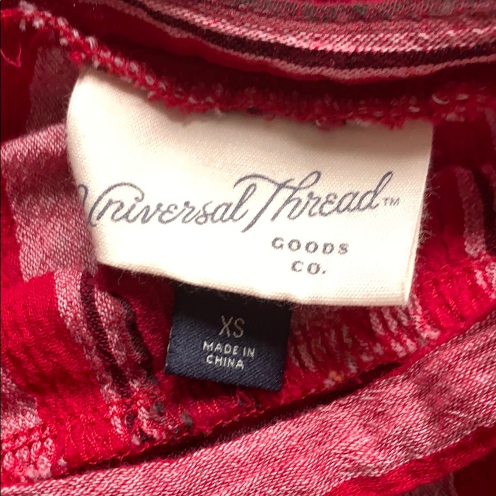 Universal threads top - Picture 3 of 3